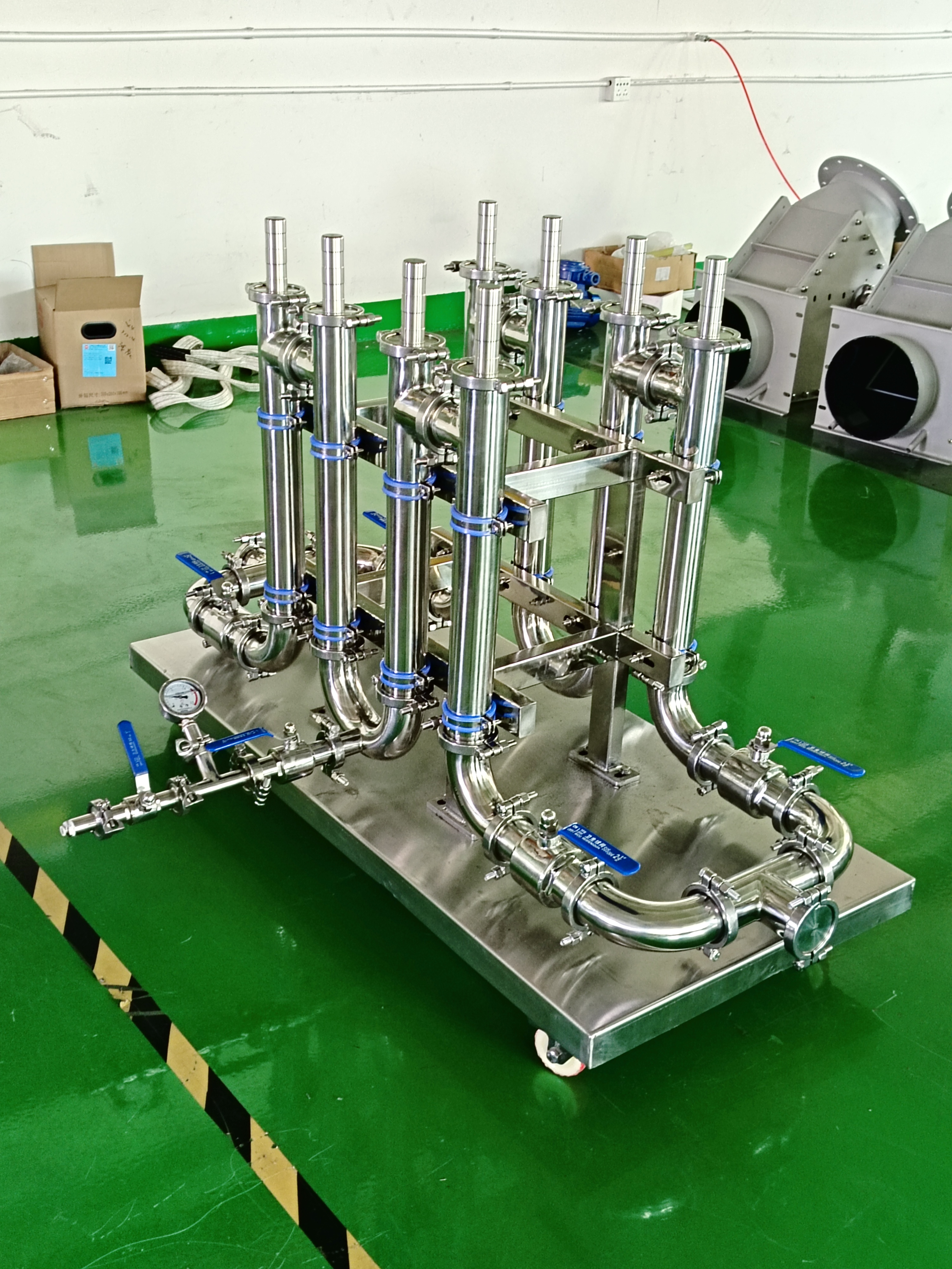 How Can Liquid Carts Remove Iron Efficiently?